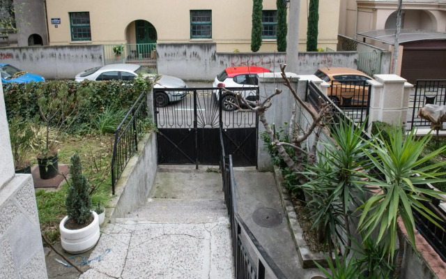 Neimar Apartment with Wi-Fi and parking