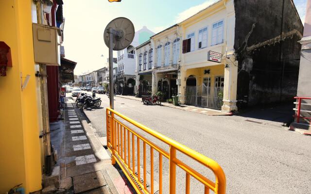 Phuket Old Town Hostel