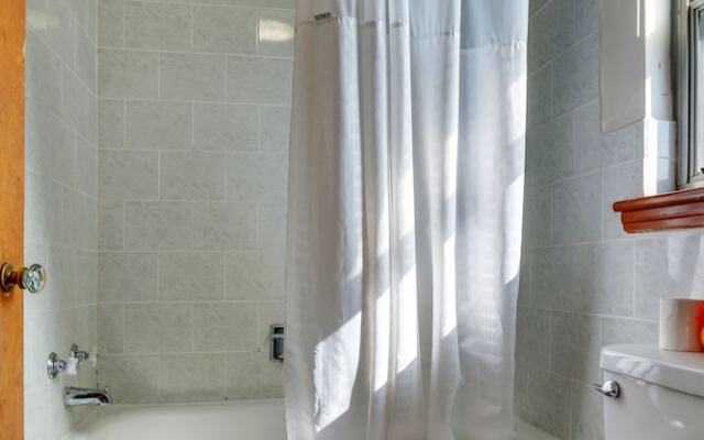 Hotel Port Colborne ON