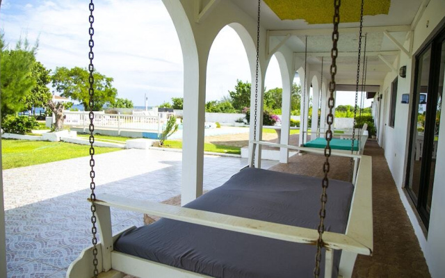 Paradise Beachfront Villas