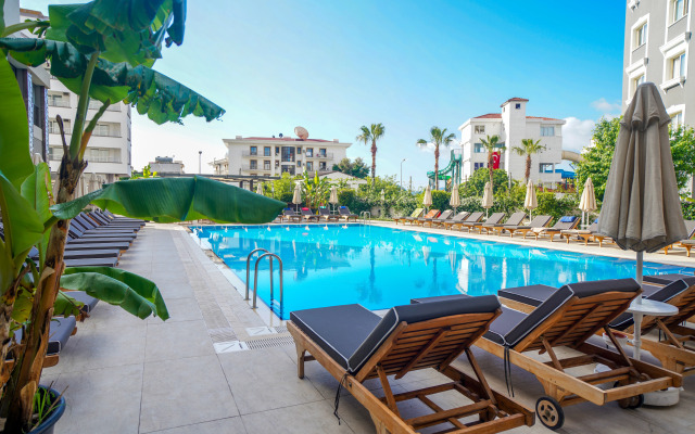 Julian Marmaris