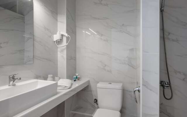 Aiora Suites
