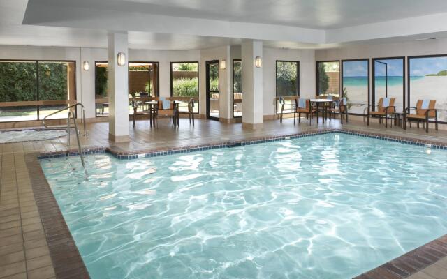 Courtyard by Marriott Toledo Rossford/Perrysburg