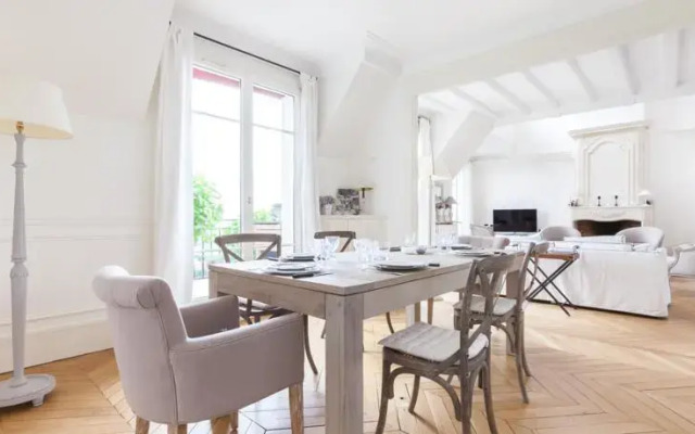Apartment Trocadero