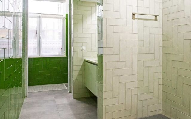 Colourful and Tasteful 2bedroom Apartment in Graça