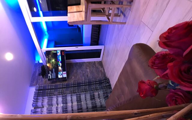 CLOCKWORKORANGE Luxury Suites