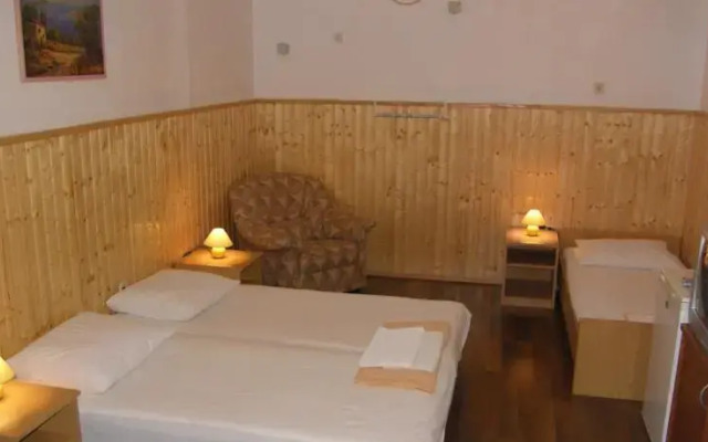 Country House Pansion