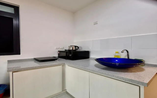 Neu Suites Horizon View Apartments