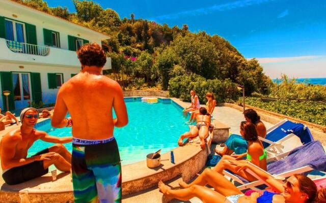 Paradise Beach Hostel