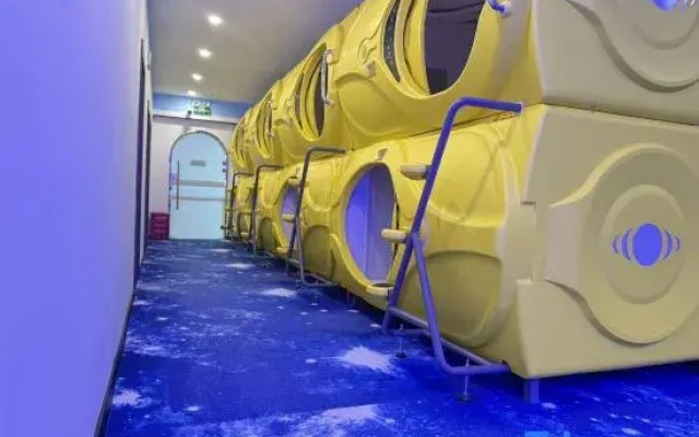 Sleep Space Capsule Mini Hotel