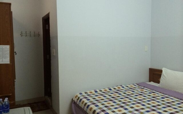 Gold Star Hotel