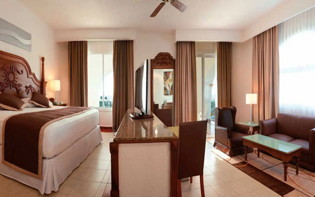 Hotel Riu Jalisco - All Inclusive