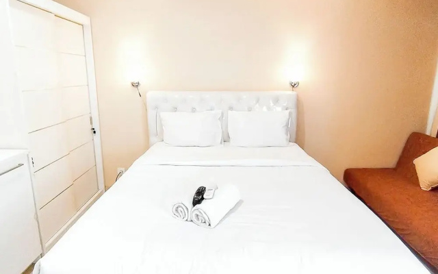 Stunning Studio with Strategic Location at Grand Sungkono Lagoon Apartment