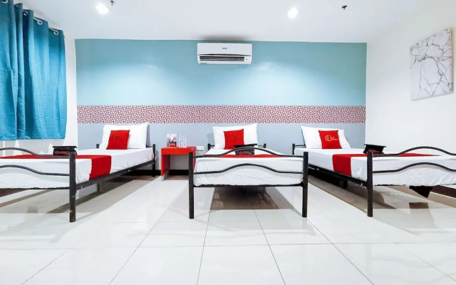 RedDoorz Plus near Ateneo de Davao