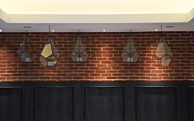 Palm Park Hotel Surabaya