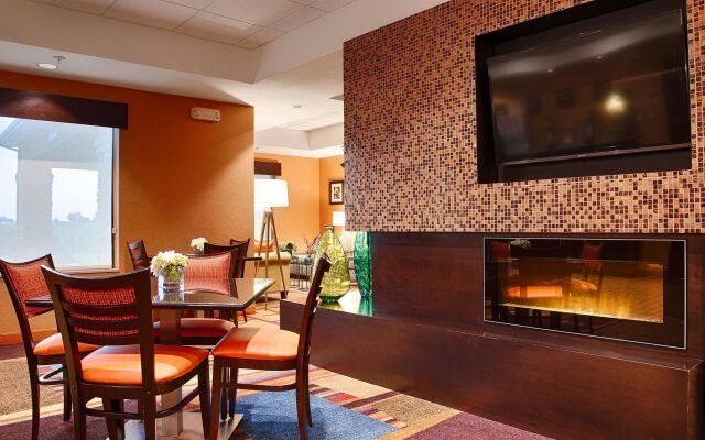 Best Western Plus Hiawatha Hotel
