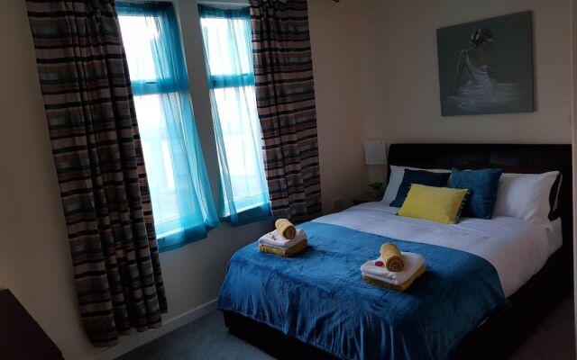 Cosy Apartment in Leeds Near Roundhay Park