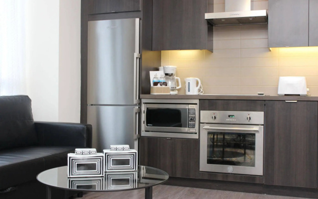 Toronto Rooms and Suites