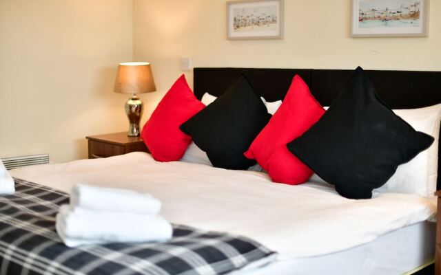 Meridian Quay Apartments