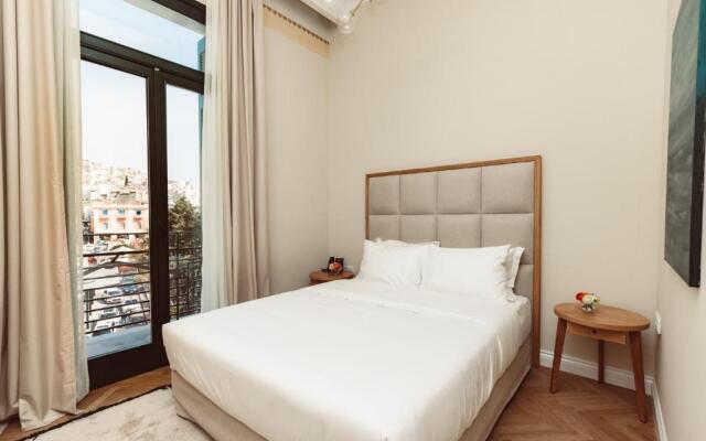Epicure Suites