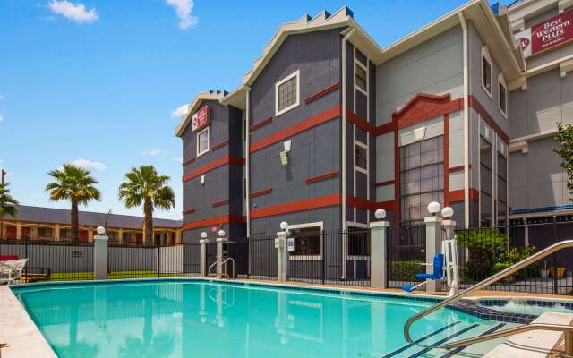 Best Western Plus Northwest Inn & Suites