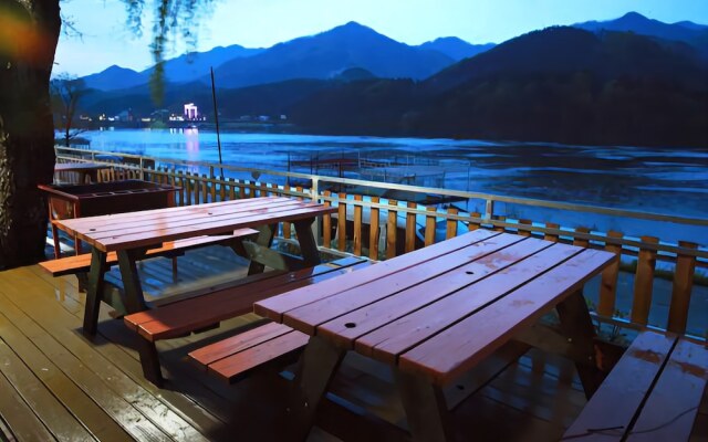 Daeseong-ri Clean Hangang Camp Pension