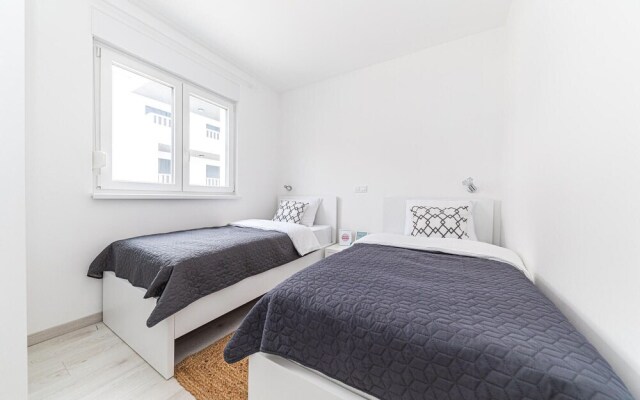 Beautiful Apartment in Trogir With Wifi and 2 Bedrooms