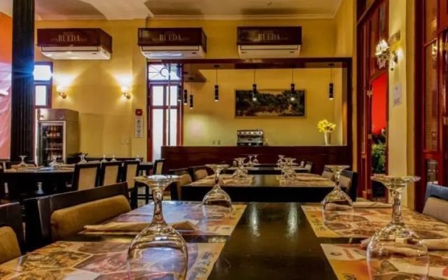 Hotel E. Rueda
