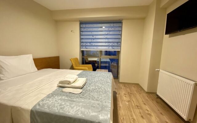 Grand Life Hotel