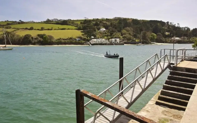 4 The Salcombe