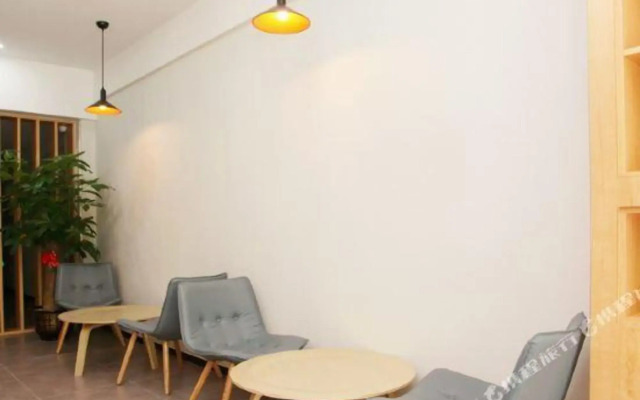 Pebble Motel (Zhangzhou Jiulong Avenue Wanda Plaza)