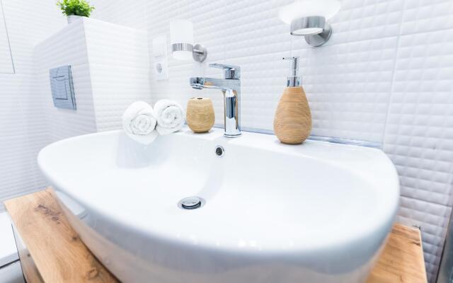 LetoApart (ЛетоАпарт) на улице Энгельса 95-284