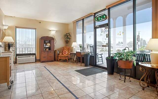 OYO Hotel Cumberland Hwy 127 KY