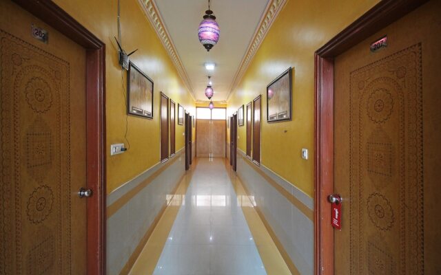 OYO 9143 Hotel Maharani