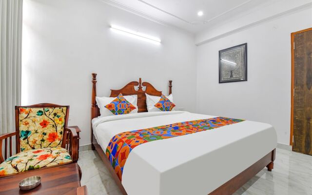 FabHotel Umrao Haveli With Pool