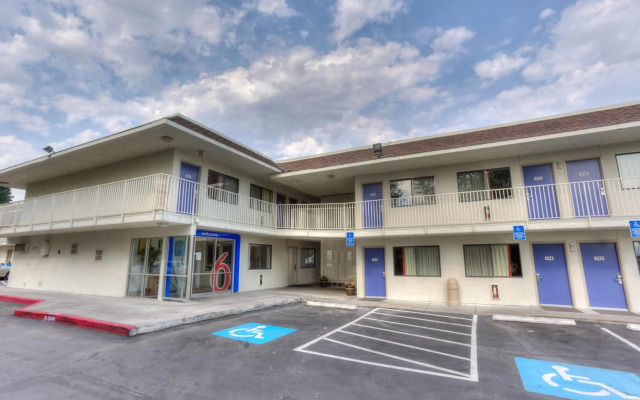 Motel 6 Troutdale, OR - Portland East