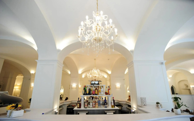 Minori Palace