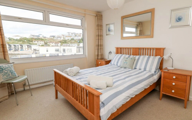 Porth Beach House