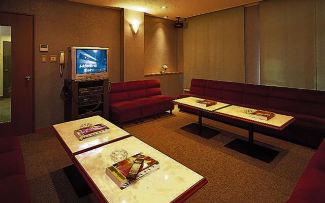 Tenku Kaiyu no Yado Suehiro