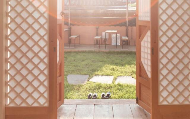 Jeonju Hanok Village Kkotmureut