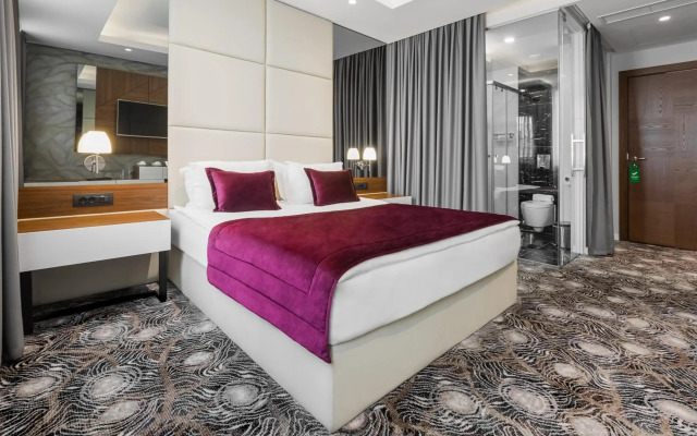 Sky hotel
