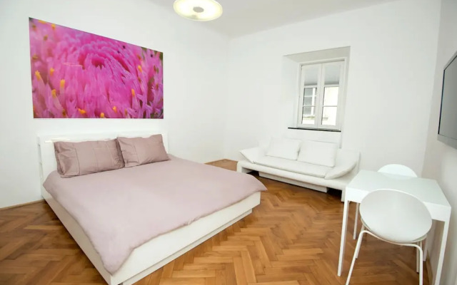 Galeria River