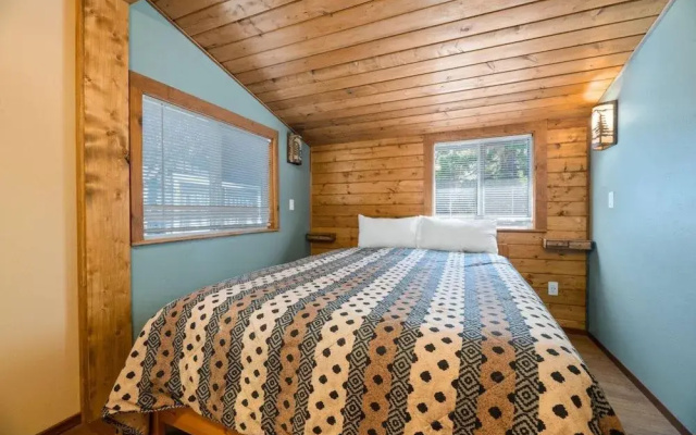 Rosy Cozy Cabin