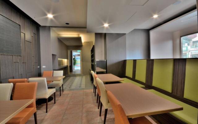 HE&LE Design Hotel