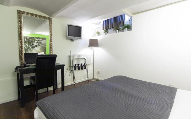 Quentin England Hotel