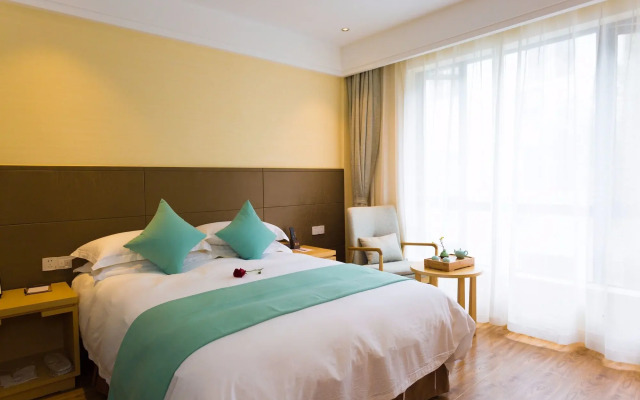 Nostalgia Hotel (West lake Hangzhou)