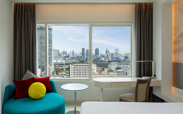 Centara Watergate Pavilion Hotel Bangkok - Image 7