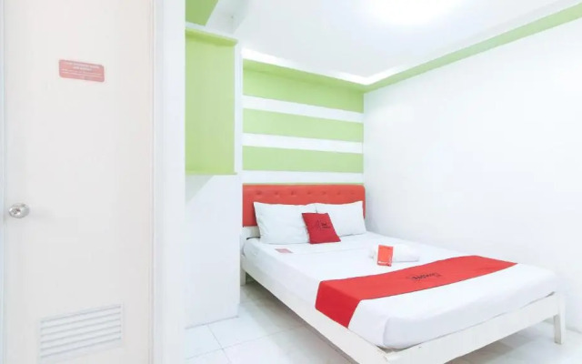 RedDoorz @ DBuilders Rooms Lower Bicutan
