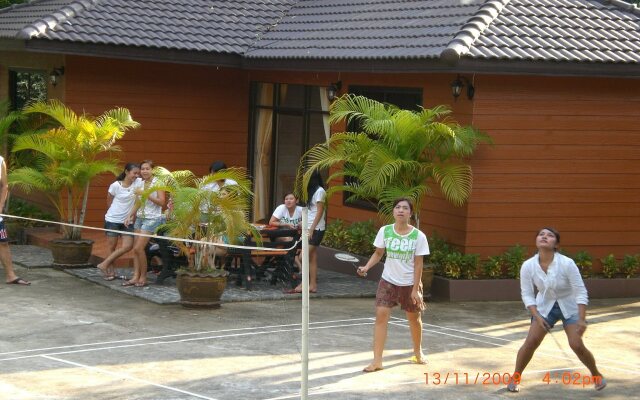 Pechmaneekan Beach Resort