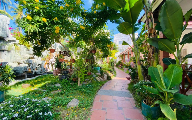 Lotus Garden Resort